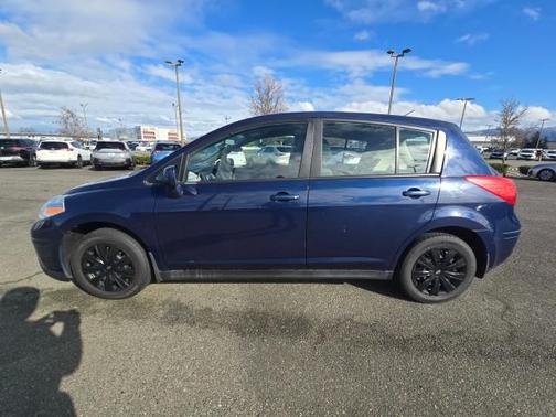 2012 Nissan Versa 1.8 S