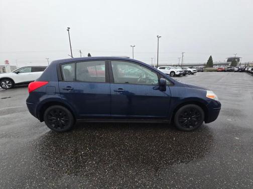 2012 Nissan Versa 1.8 S