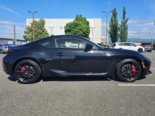 Raven 2025 Toyota GR86 Premium