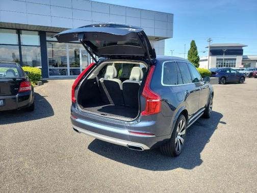 Denim Blue Metallic 2020 Volvo XC90 T6 Inscription