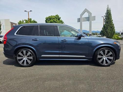 Denim Blue Metallic 2020 Volvo XC90 T6 Inscription