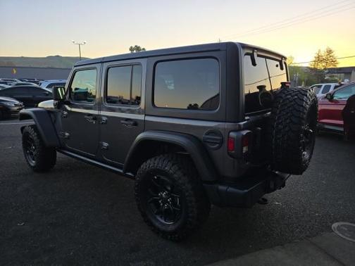 Granite Crystal Metallic Clearcoat 2025 Jeep Wrangler 4xe Willys