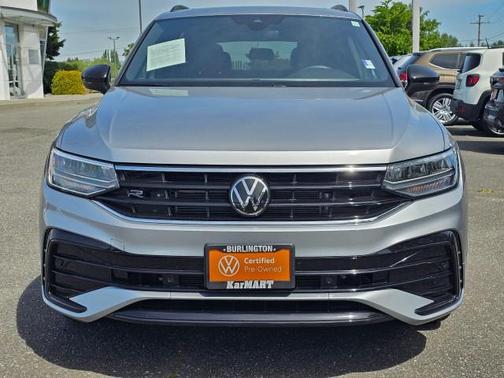 Pyrite Silver Metallic 2023 Volkswagen Tiguan 2.0T SE R-Line Black