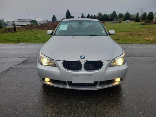 2004 BMW 530 530i
