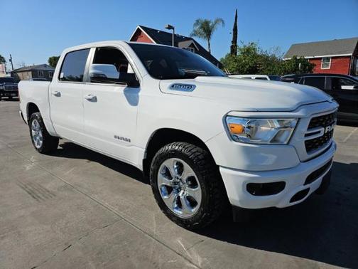 Bright White Clearcoat 2024 RAM 1500 Big Horn/Lone Star
