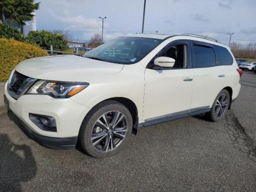 2018 Nissan Pathfinder Platinum