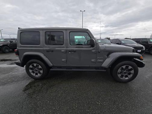 Sting-Gray Clearcoat 2020 Jeep Wrangler Unlimited Sahara