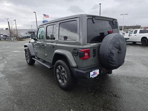 Sting-Gray Clearcoat 2020 Jeep Wrangler Unlimited Sahara