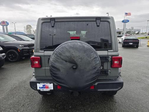 Sting-Gray Clearcoat 2020 Jeep Wrangler Unlimited Sahara