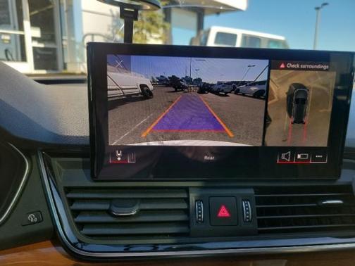 2023 Audi Q5 45 S line Premium Plus