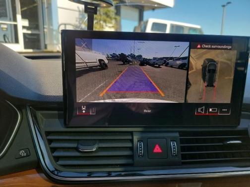 2023 Audi Q5 45 S line Premium Plus