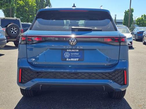 Monterey Blue Pearl 2025 Volkswagen Tiguan 2.0T SEL R-Line 4MOTION