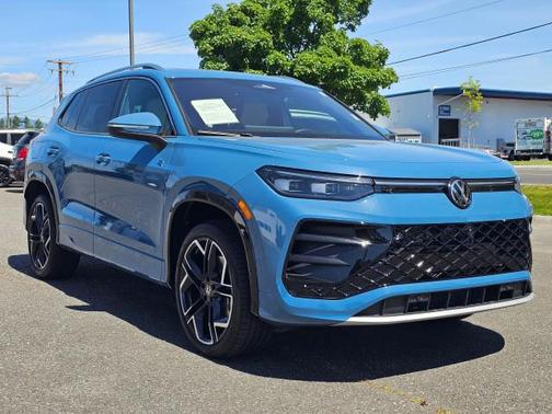 Monterey Blue Pearl 2025 Volkswagen Tiguan 2.0T SEL R-Line 4MOTION