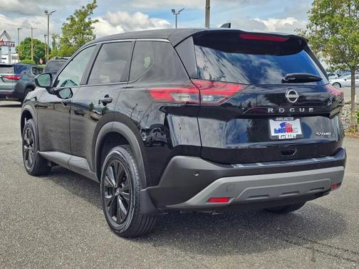 Super Black 2023 Nissan Rogue SV