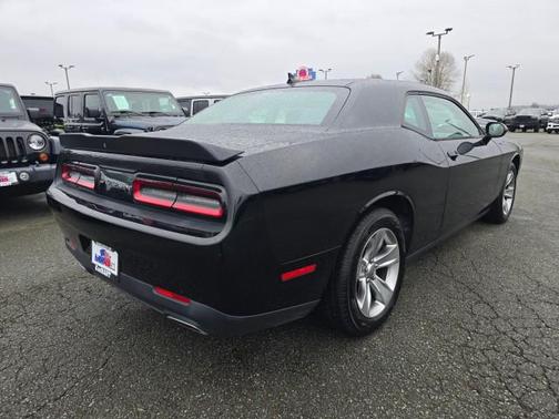 2017 Dodge Challenger SXT