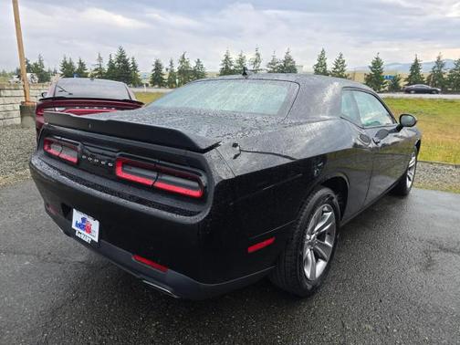 2017 Dodge Challenger SXT