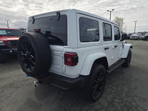 Bright White Clearcoat 2023 Jeep Wrangler 4xe Sahara