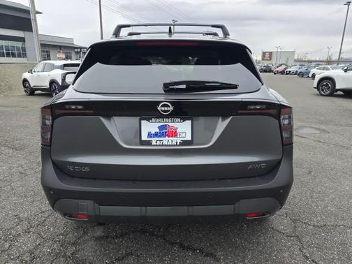 Gun Metallic 2026 Nissan Kicks SV