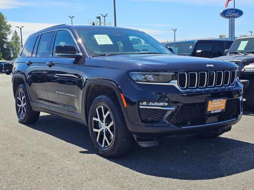 Midnight Sky 2024 Jeep Grand Cherokee Limited