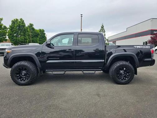 Midnight Black Metallic 2021 Toyota Tacoma TRD Off Road
