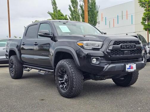 Midnight Black Metallic 2021 Toyota Tacoma TRD Off Road