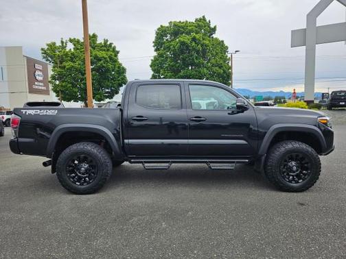Midnight Black Metallic 2021 Toyota Tacoma TRD Off Road