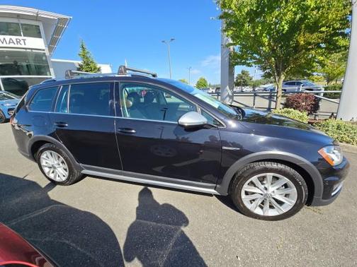 2017 Volkswagen Golf Alltrack TSI SE