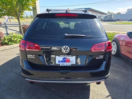 2017 Volkswagen Golf Alltrack TSI SE