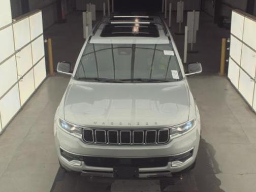 Silver Zynith 2024 Jeep Wagoneer Series III 4x4