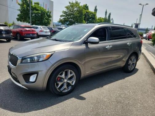 Titanium Silver 2018 Kia Sorento SX