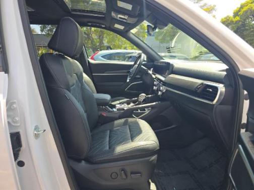 Glacial White Pearl 2025 Kia Telluride SX X-Line