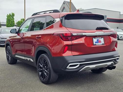 2022 Kia Seltos Nightfall Edition