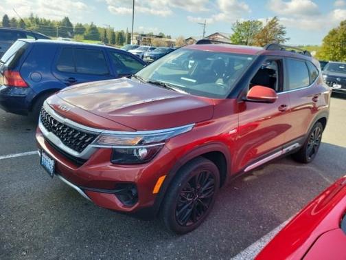 2022 Kia Seltos Nightfall Edition