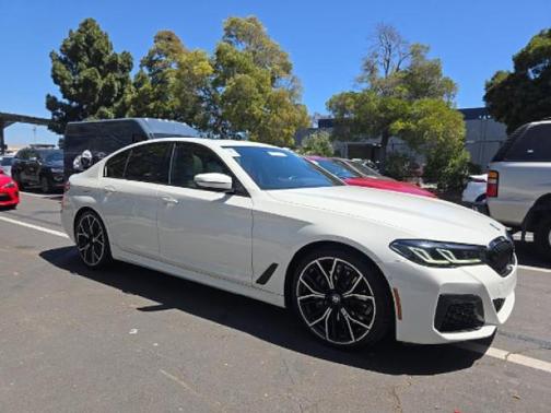 Alpine White 2021 BMW 540 540i