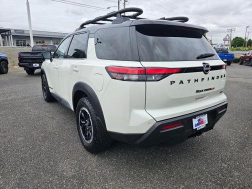 2023 Nissan Pathfinder Rock Creek 4WD