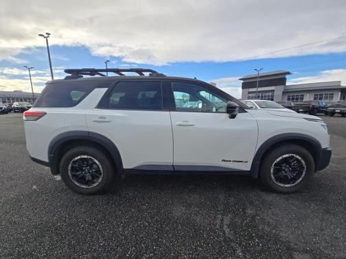 2023 Nissan Pathfinder Rock Creek 4WD