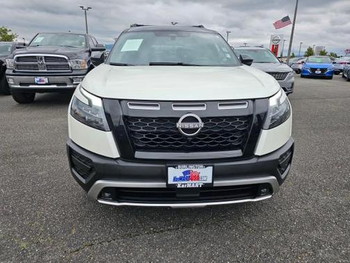 2023 Nissan Pathfinder Rock Creek 4WD