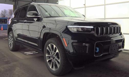 Midnight Sky 2023 Jeep Grand Cherokee 4xe Overland