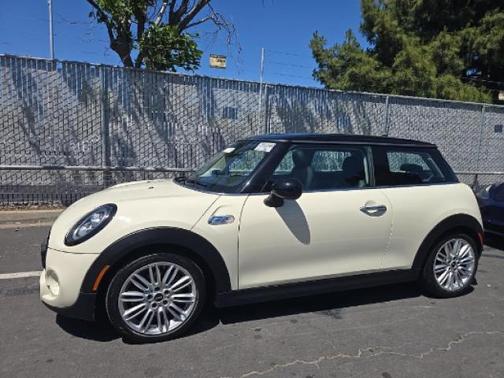 Pepper White 2019 MINI Hardtop Cooper S
