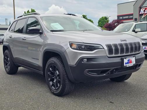 Billet Silver Metallic Clearcoat 2022 Jeep Cherokee Trailhawk