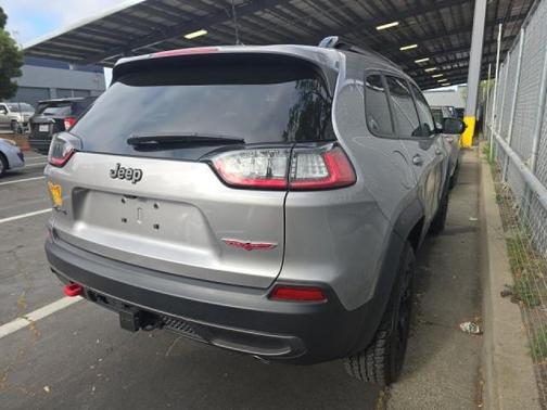 Billet Silver Metallic Clearcoat 2022 Jeep Cherokee Trailhawk