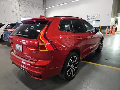 Fusion Red Metallic 2023 Volvo XC60 B5 Plus Dark Theme