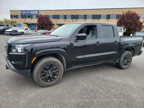 Super Black 2022 Nissan Frontier SV