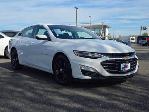 Summit White 2024 Chevrolet Malibu 1LT