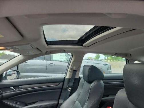 Lunar Silver Metallic 2019 Honda Accord EX-L
