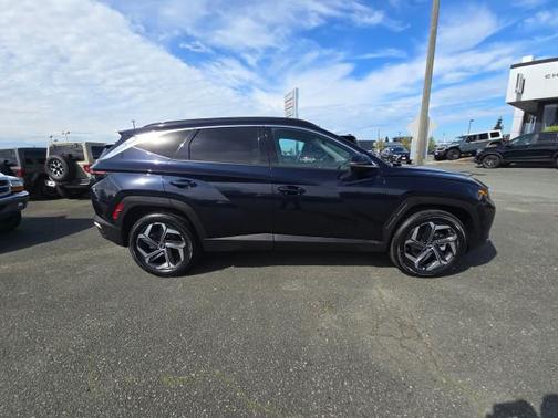 Deep Sea 2023 Hyundai TUCSON Hybrid Limited