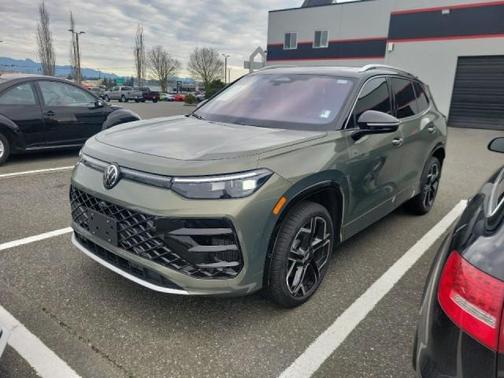 2026 Volkswagen Tiguan 2.0T SEL R-Line 4MOTION