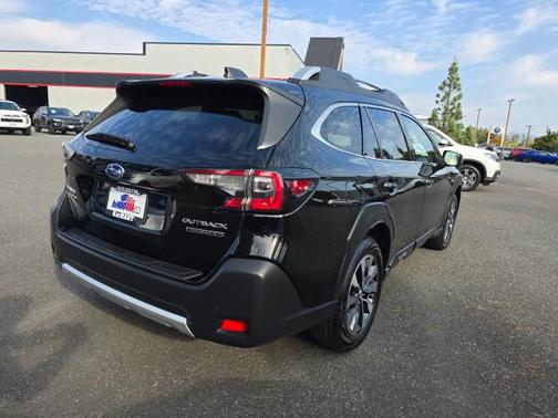 2023 Subaru Outback Touring XT