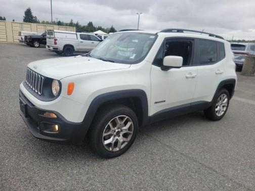 Alpine White 2015 Jeep Renegade Latitude