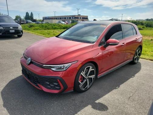 Kings Red Metallic 2025 Volkswagen Golf GTI 2.0T SE DSG